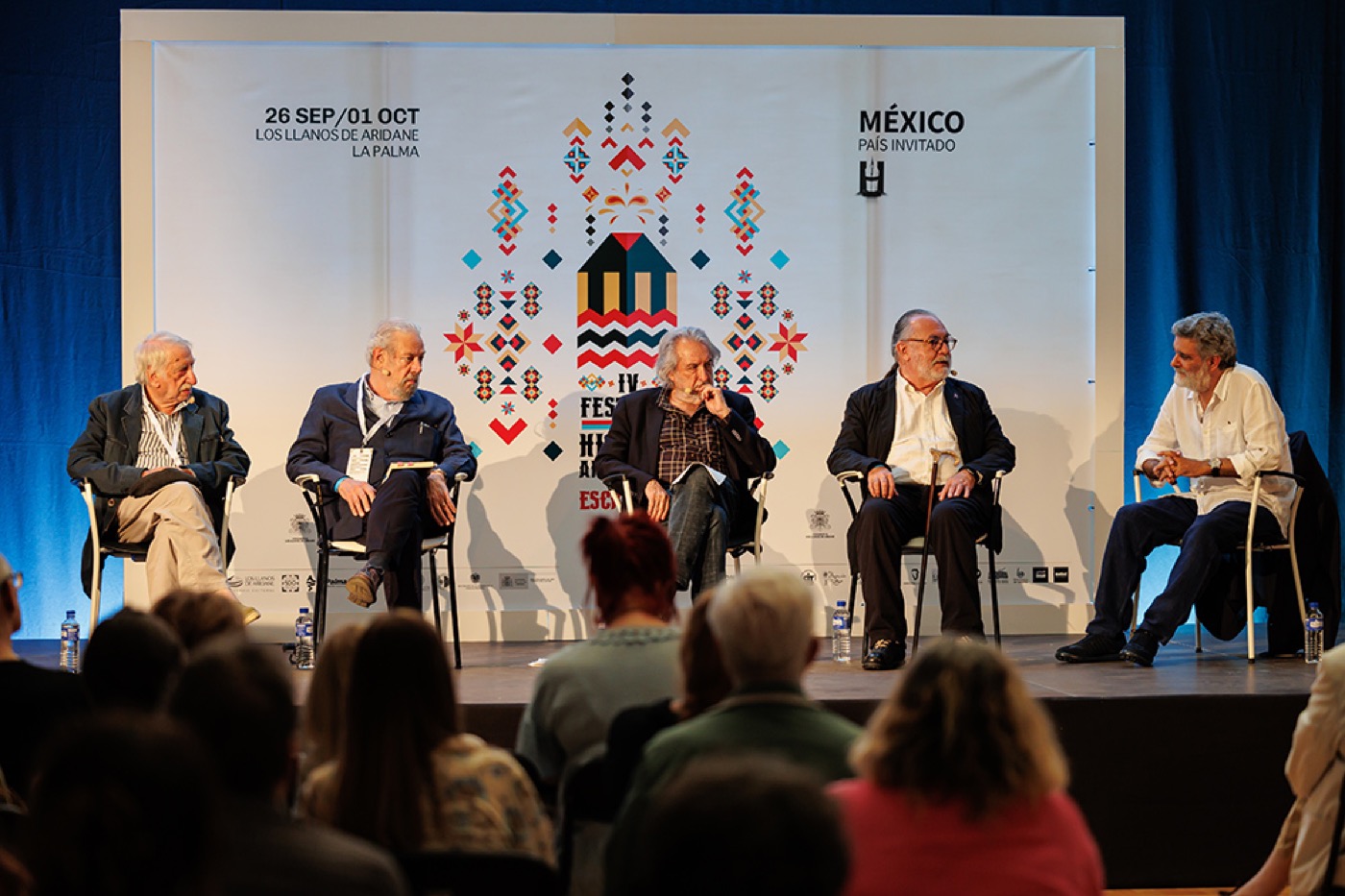 Con José Esteban, Gonzalo Celorio, Hernán Lara Zavala y Sealtiel Alatriste, en el Festival Hispanoamericano de Escritores